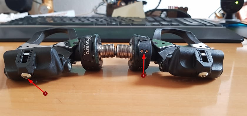 Nahaufnahme der Pedale mit Ausköseschraube und Magneten für das Laden